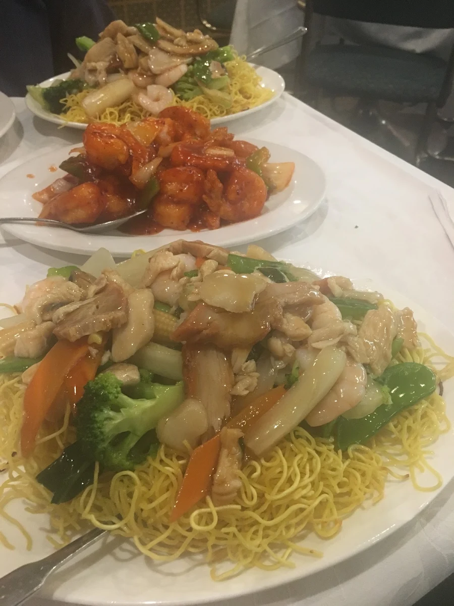 cantonese combination chow mein 什锦炒面